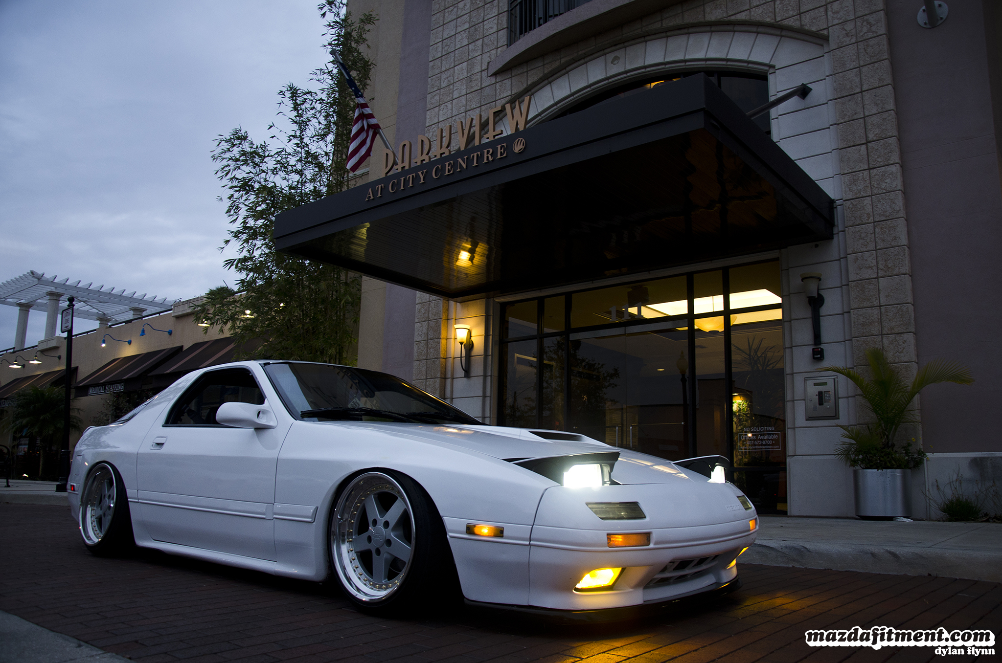 Luis’ FC RX7.